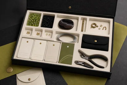 The Green Flash Collar Care Card